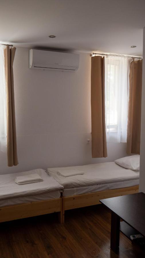 Hotel Galeria Prl à Borne Sulinowo Extérieur photo