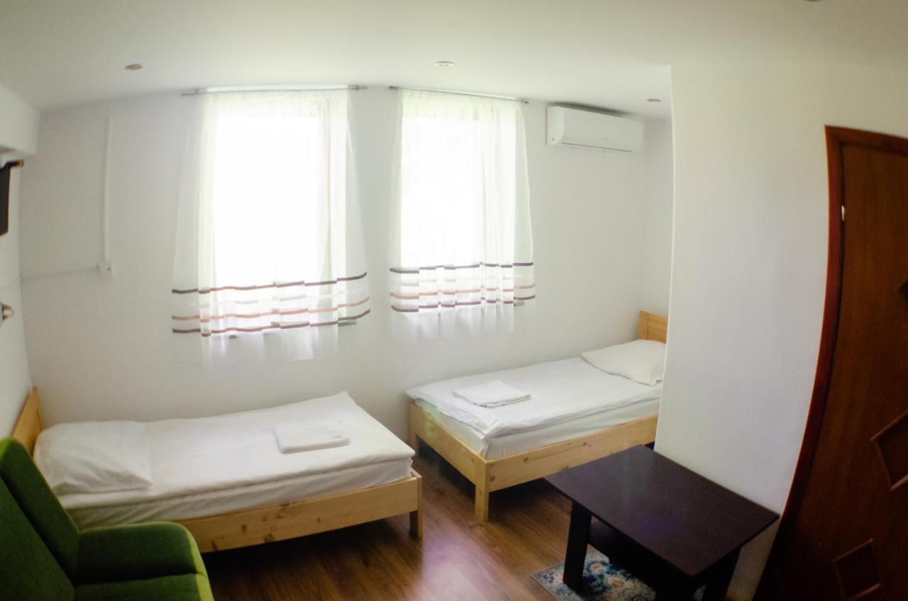 Hotel Galeria Prl à Borne Sulinowo Extérieur photo