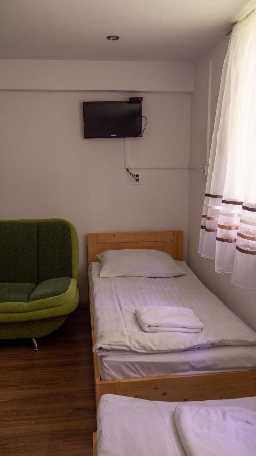 Hotel Galeria Prl à Borne Sulinowo Extérieur photo